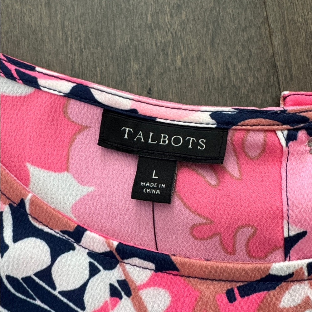 NWT Talbots Pink and Navy Floral Top - Picture 2 of 6